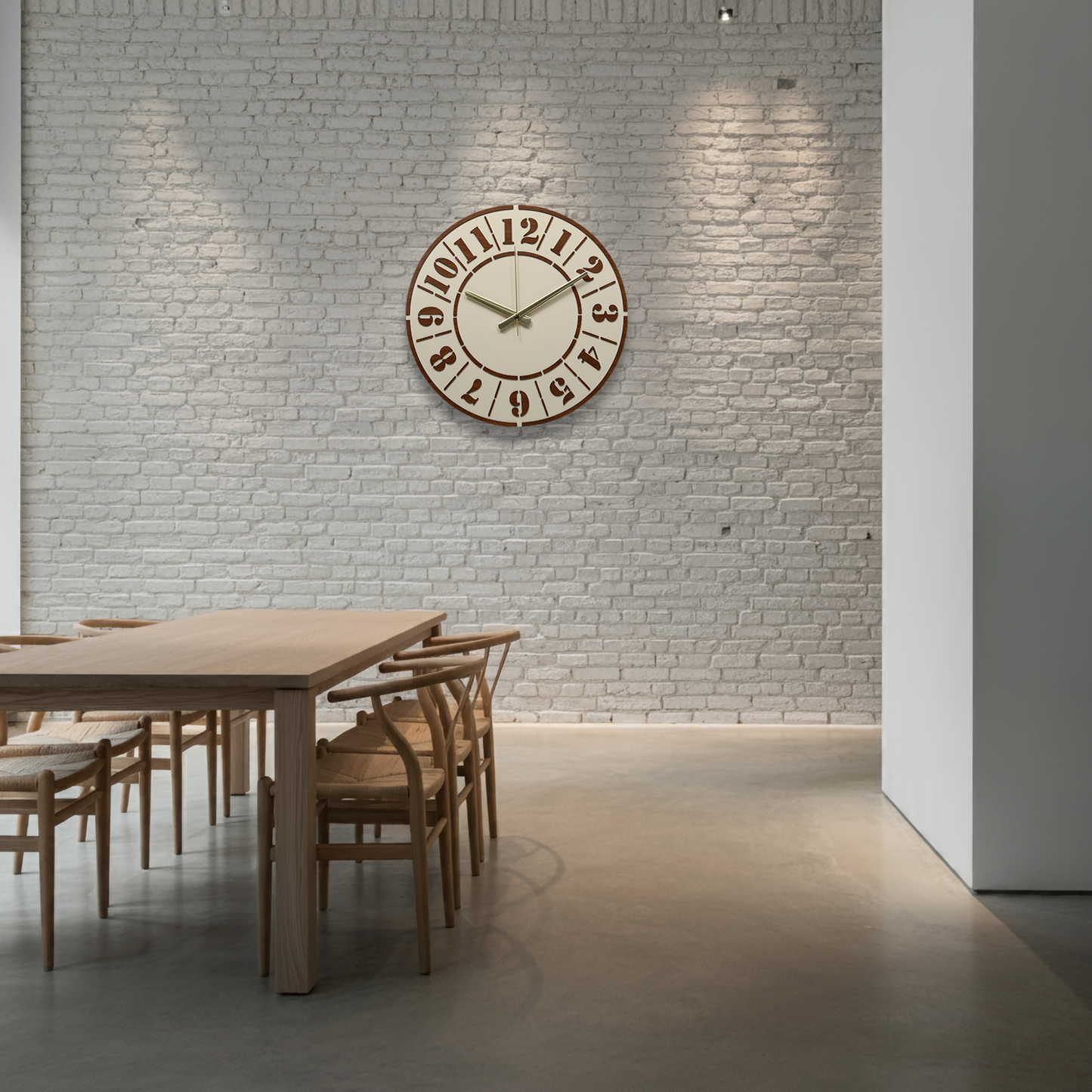 Retro Elegance Ahşap Duvar Saati